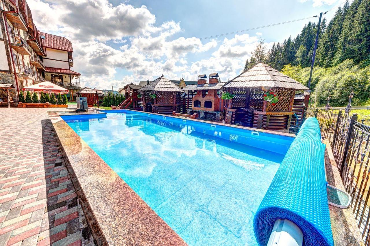 Milli&Jon Spa Boekovel Buitenkant foto